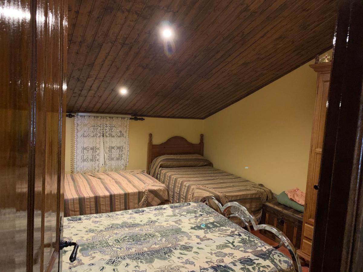 Monte Rosado Viviendas Vacacionales La Peza Ngoại thất bức ảnh