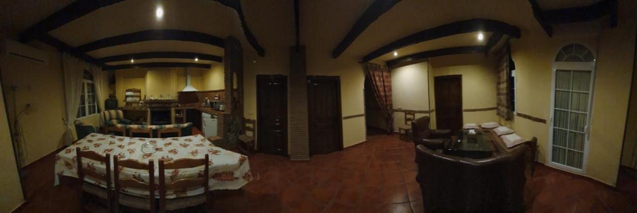 Monte Rosado Viviendas Vacacionales La Peza Ngoại thất bức ảnh